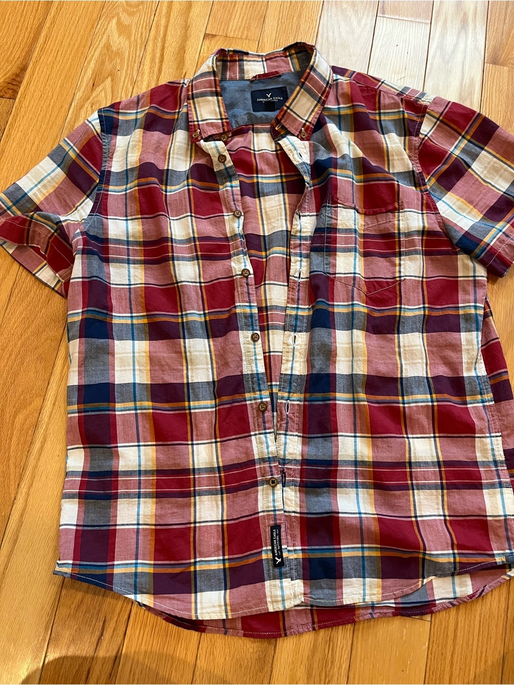 American Eagle Outfitters Red and Navy Plaid Short-Sleeve Button-Down Shirt